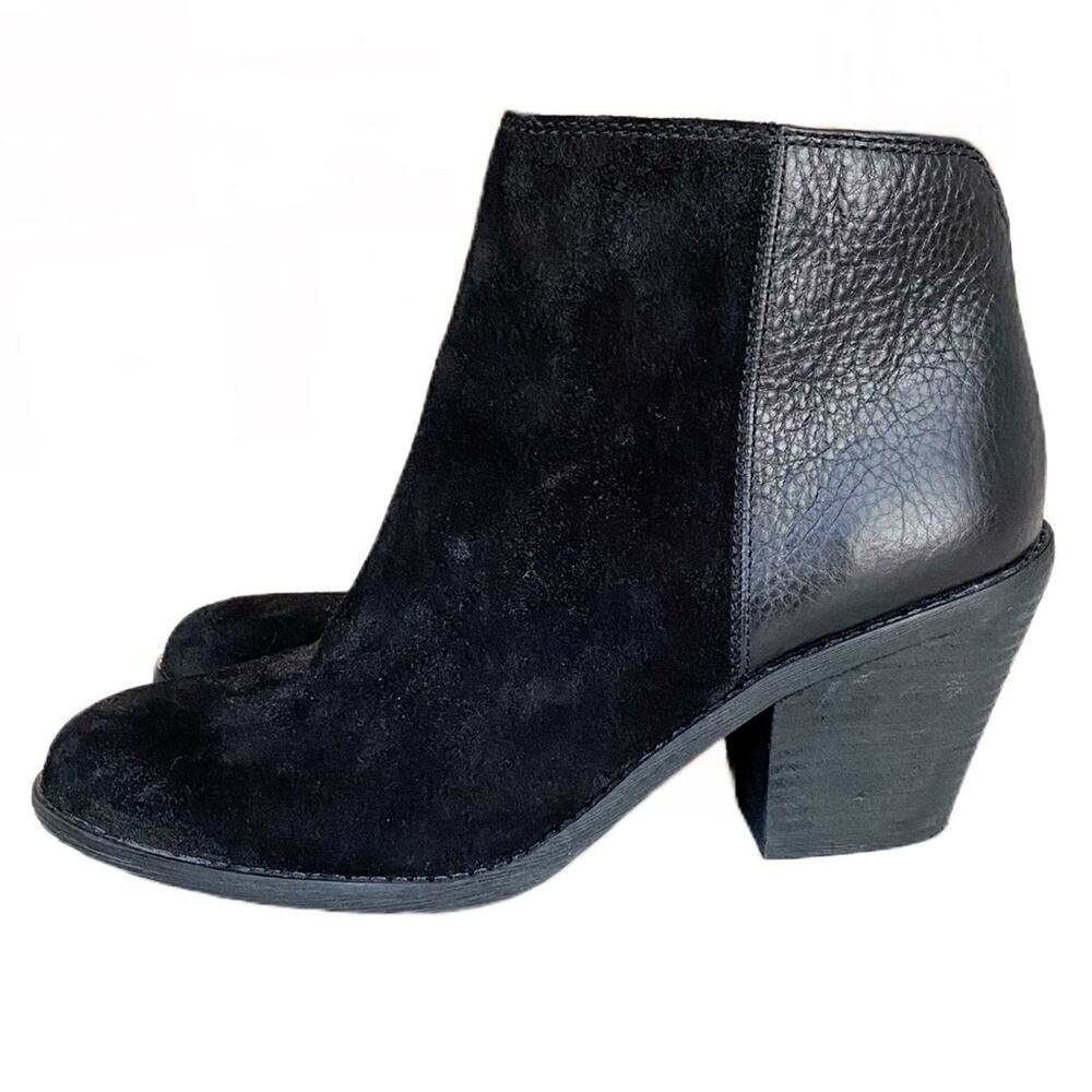 Sofft Tilton Women's Black Oiled Suede & Leather Mixed Media Ankle Boot 8.5M